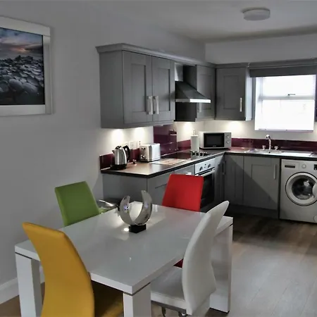 Wild Atlantic 65 Burnside Apartment *