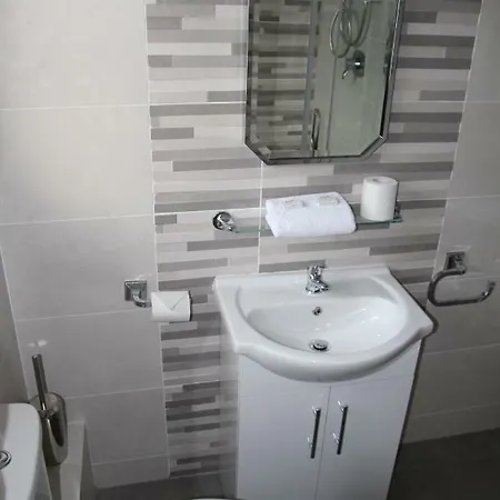 Wild Atlantic 65 Burnside ليتيركيني