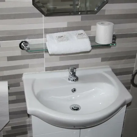 Wild Atlantic 65 Burnside לטרקני